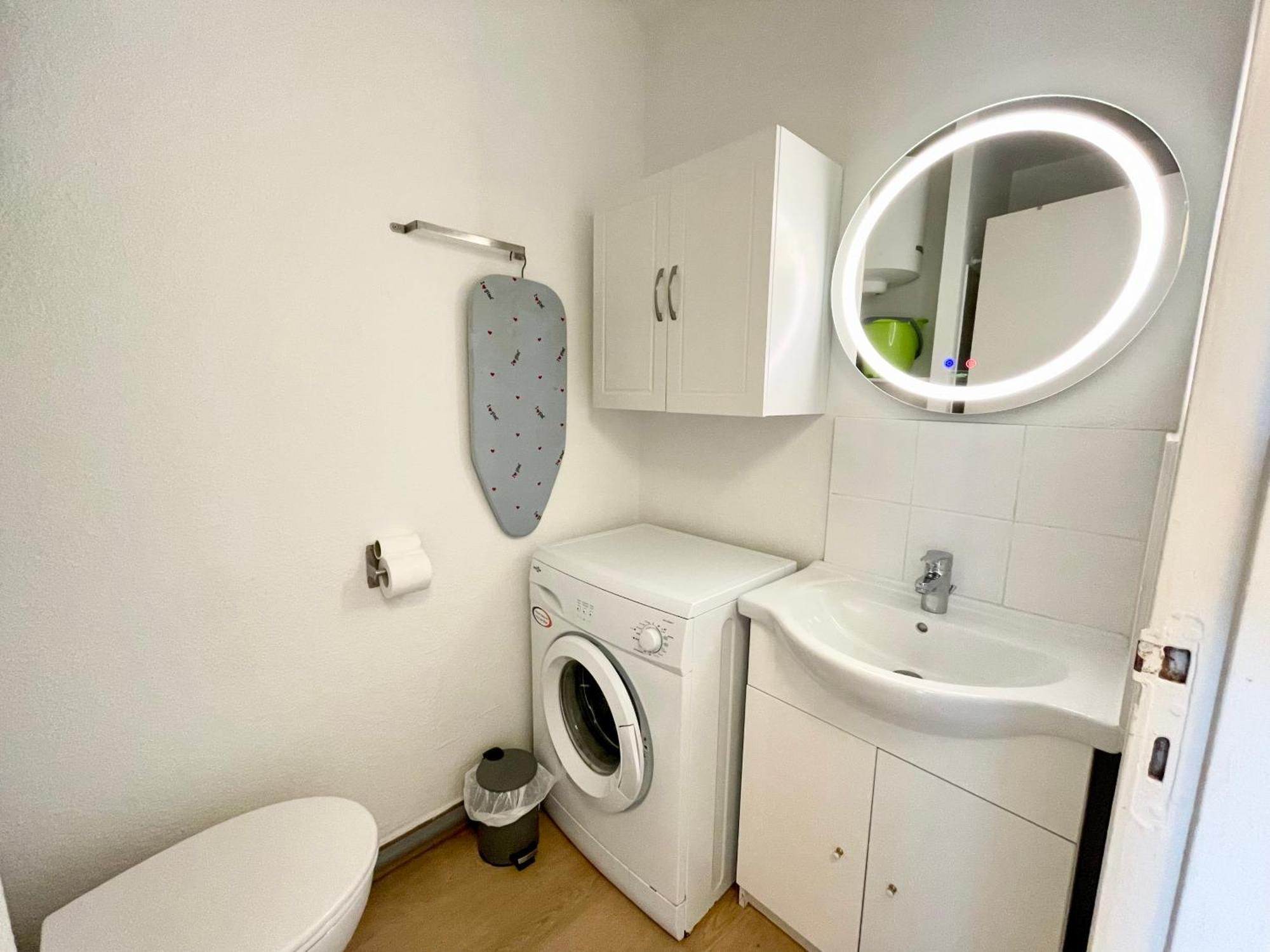 Studio Vue Mer Quartier Des Quilles Sete Exterior photo